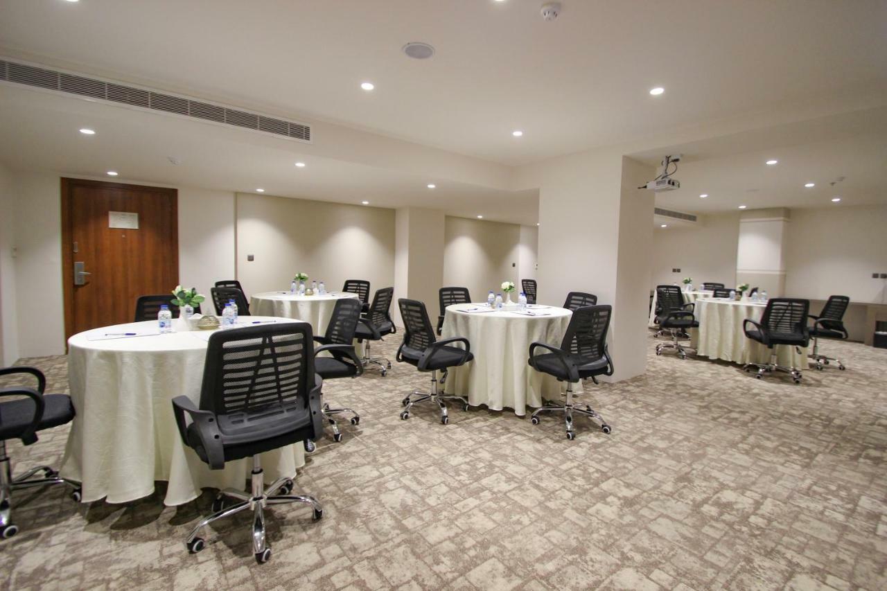 Diwan Residence Prince Sultan Road Джедда Экстерьер фото